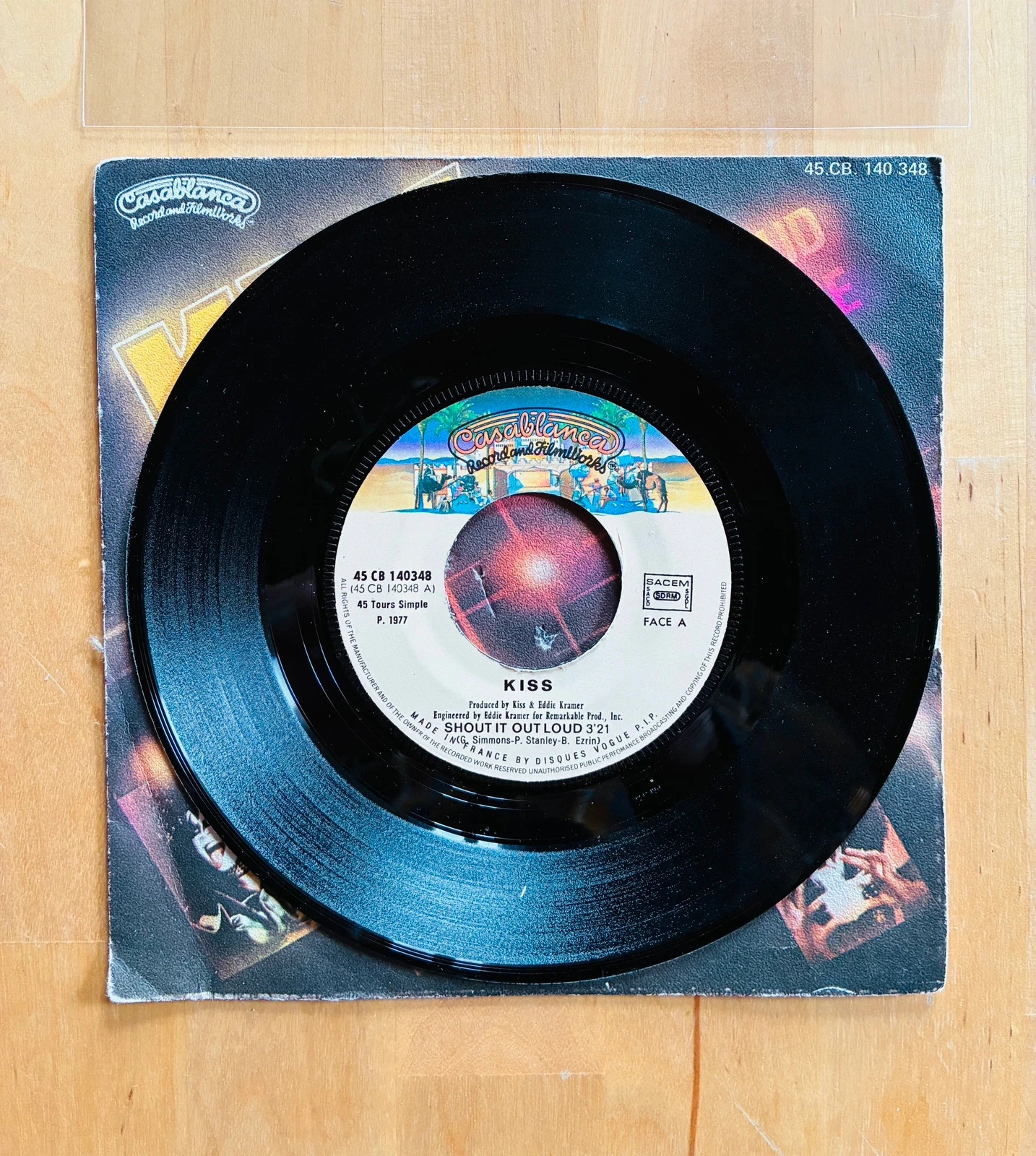45T vinyl record KISS Shout it out loud. – photo 5